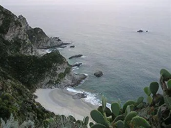 Seaview 3*